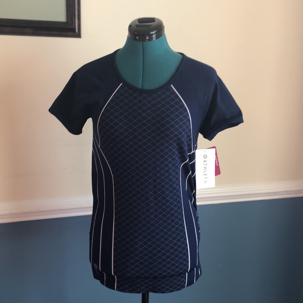 NWT Athleta top